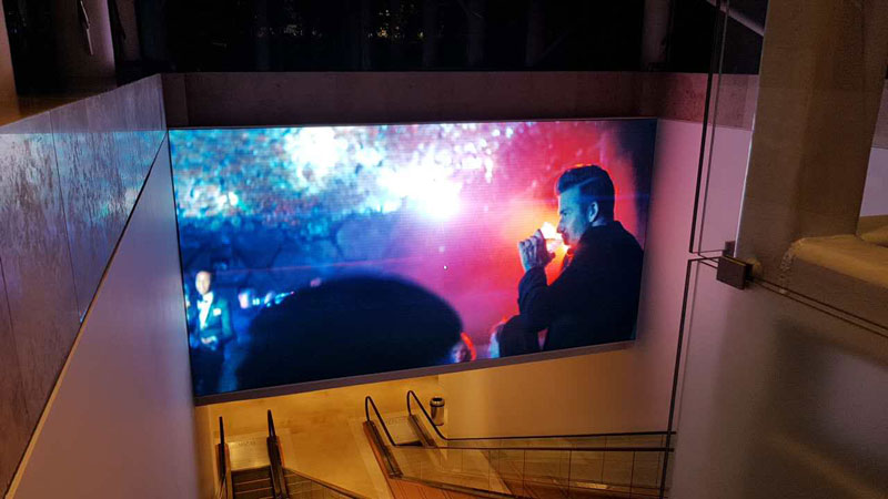 小间距全彩LED显示屏的技术发展分析