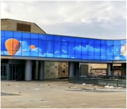 P10贴膜屏,屏风贴膜屏,LED贴膜云屏,LED智能光电玻璃屏